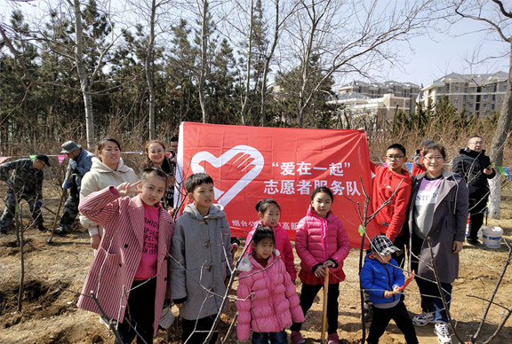 當(dāng)雷鋒月和植樹節(jié)相遇——相約春天，播種綠色，志愿精神薪火傳